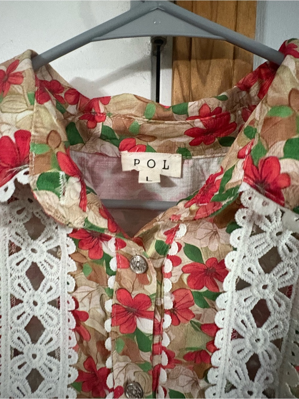 POL Floral Lace-Trim Button Front Top - Red/Green/Cream